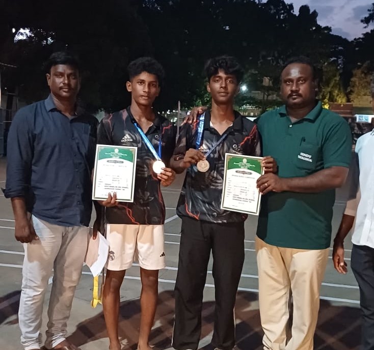 TENNIKOIT DISTRICT RUNNERS BOYS - U 19 - DOUBLES