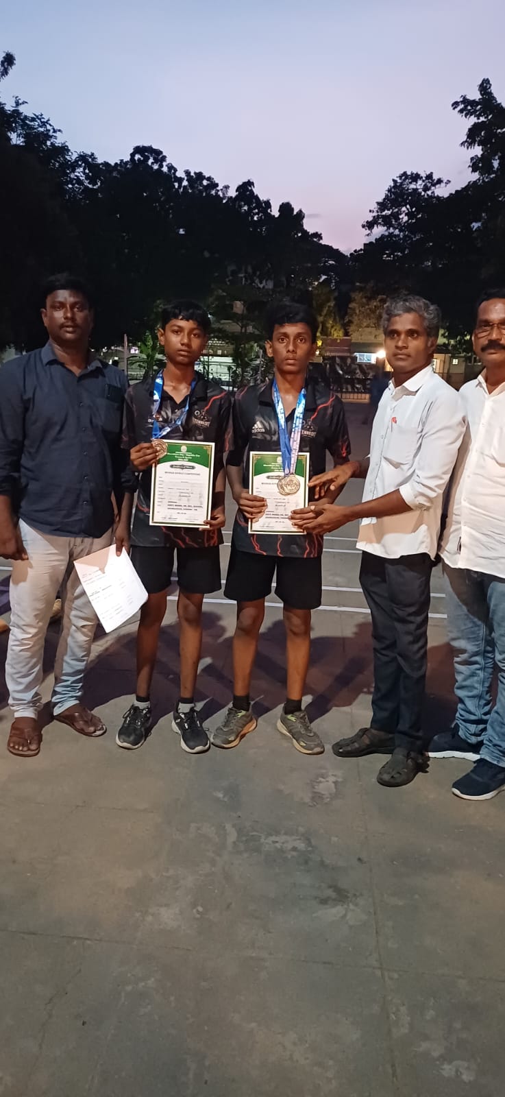 TENNIKOIT DISTRICT RUNNERS BOYS - U-17 - DOUBLES